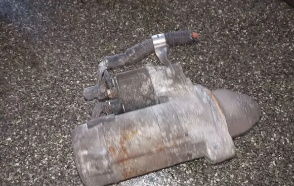 Mercedes-Benz CLK A208 C208 Starter motor A0051513601