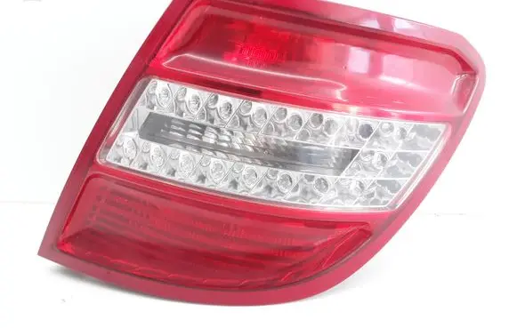 Mercedes-Benz C W204 Rear/tail lights 2048204064