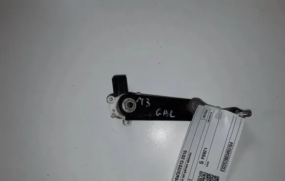 Mazda 3 II Rear air suspension level height sensor 5F0921