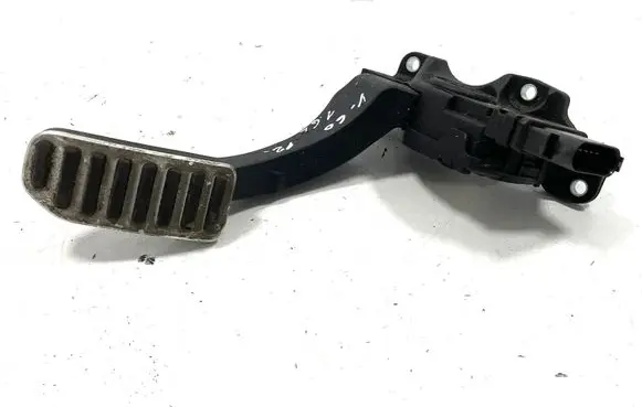 Volvo V60 Accelerator throttle pedal 31329371 C95YE04