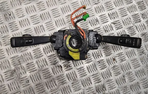Volvo V50 Wiper turn signal indicator stalk/switch P30710344 050428A 17D770A