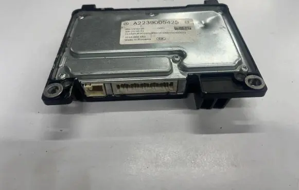 Mercedes-Benz C W206 Other control units/modules A2239005425 0214000163 SW204601