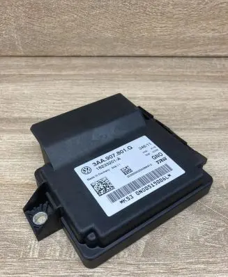 Volkswagen PASSAT B6 Hand brake control module 3AA907801G 18233201A