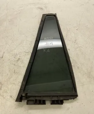Toyota RAV 4 (XA30) Rear vent window glass 