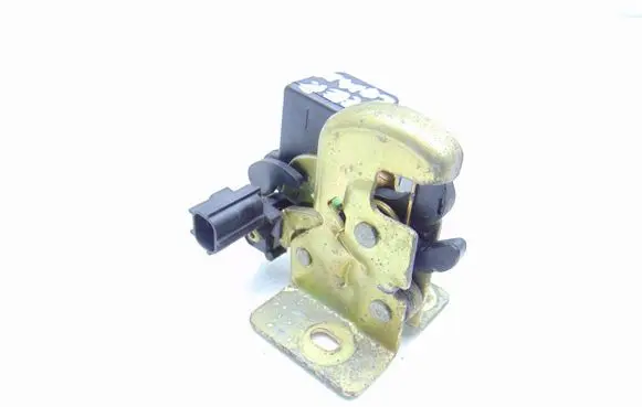 Jeep Commander Tailgate window lock/catch/latch 