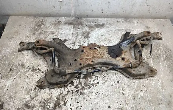 Toyota Corolla Verso E121 Front subframe 