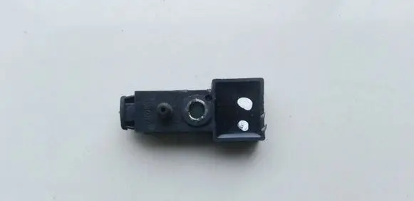 Peugeot 807 Airbag deployment crash/impact sensor 25571345A3 1490426080