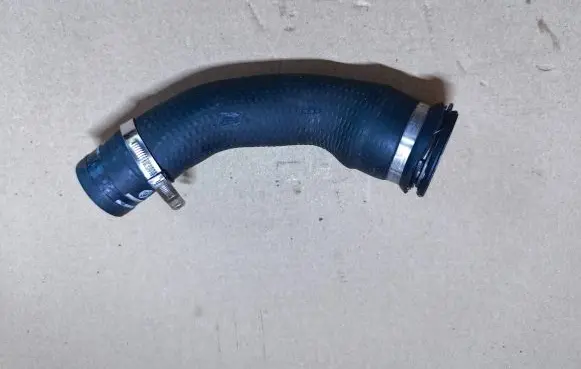 Fiat 500 Abarth Intercooler hose/pipe 51819203