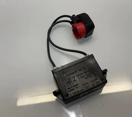 Mercedes-Benz C W203 Headlight ballast module Xenon 1307329083 38214