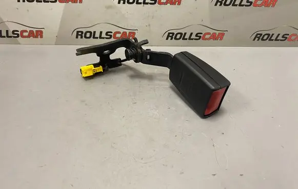 Mercedes-Benz E C207 W207 Rear seatbelt buckle A2078600369