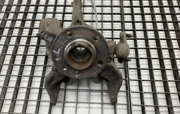 Skoda Fabia Mk3 (NJ) Front wheel hub spindle knuckle 