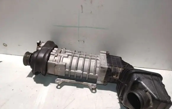 Volkswagen Touran I Supercharger 03C145601G