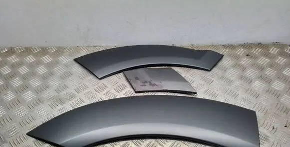 Audi Q7 4L Rear arch trim 4L0071792 4L0853818A 4L0853828