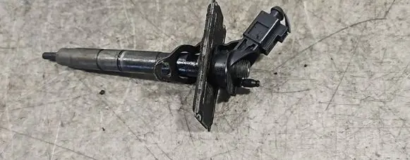 Audi A6 S6 C6 4F Fuel injector 059130277S