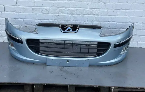 Peugeot 407 Front bumper