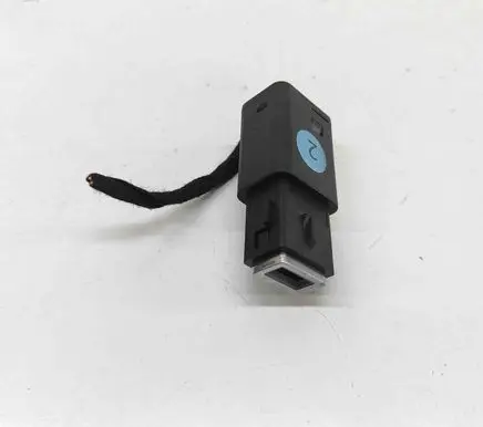 Jeep Avenger USB socket connector 9824334377 9821703980