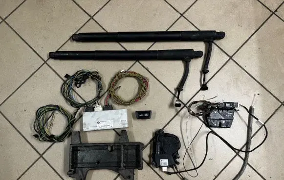 BMW 5 GT F07 Tailgate hydraulic set 7317512 F005V01134 0012195703