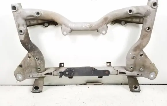 Mercedes-Benz E C207 W207 Front subframe A2046280557 A2046280757 A2046280957