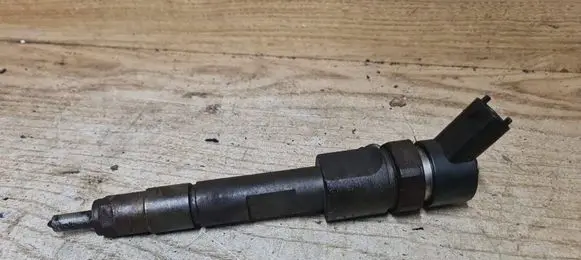 Volvo S40, V40 Fuel injector 0445110021