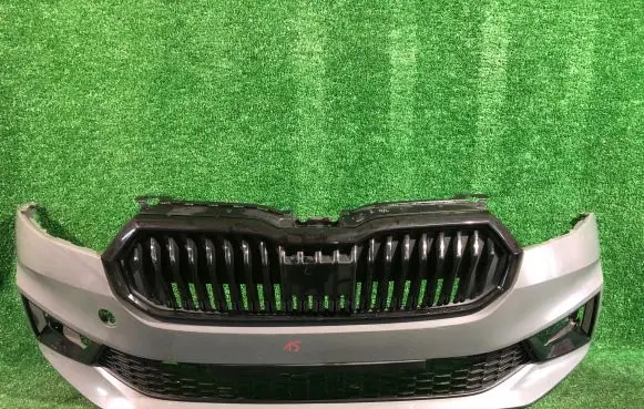 Skoda Fabia Mk4 (6VA) Front bumper