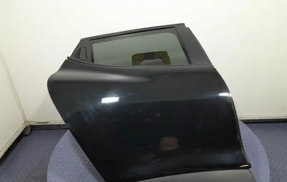 Renault Clio I Rear door 