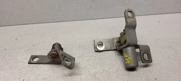 Ford Mondeo MK IV Front door hinge set A046575