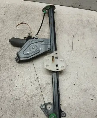 Renault Espace III Front door window regulator motor 0130821736