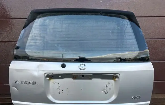 Nissan X-Trail T30 Tailgate/trunk/boot lid 