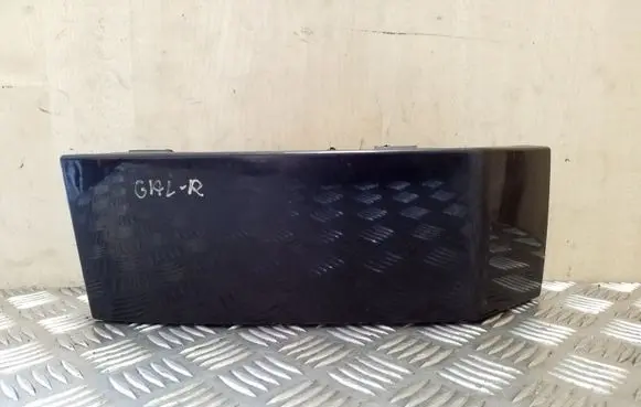 Volvo XC90 Rear/tail light trim molding 8620820