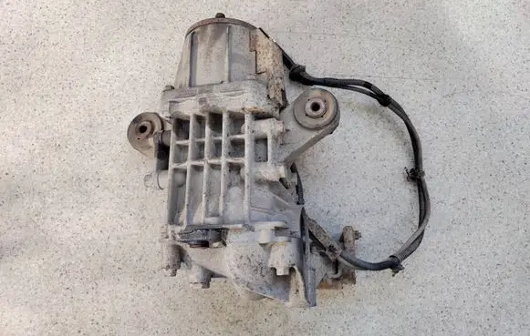 Mitsubishi Outlander Front differential