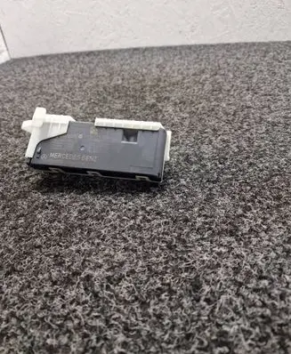 Mercedes-Benz E W213 Tailgate/trunk control unit/module A2139000500