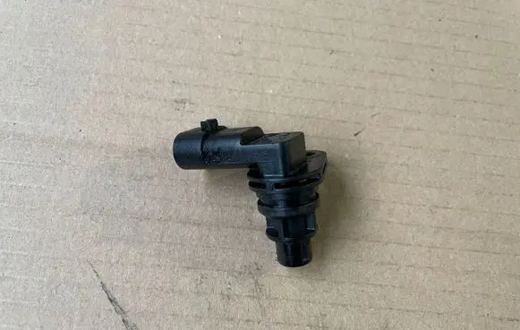 Opel Insignia A Camshaft position sensor 55201876