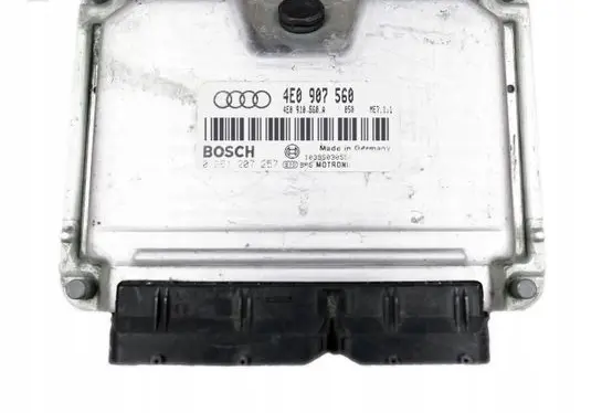 Audi A8 S8 D3 4E Engine control unit/module 4E0907560