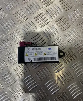 Mercedes-Benz GLC X253 C253 Battery control module A2058350600