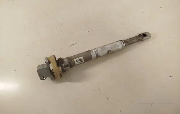 BMW 5 GT F07 Steering column universal joint 6789859