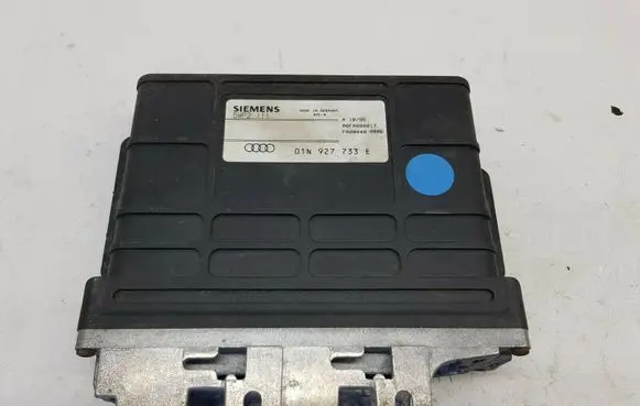 Audi A4 S4 B5 8D Gearbox control unit/module 01N927733E nr2189