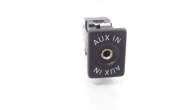 Seat Alhambra (Mk2) AUX in-socket connector 5N0035724