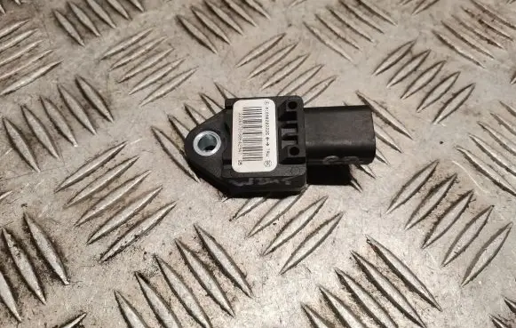 Mercedes-Benz B W245 Airbag deployment crash/impact sensor 1698202226 A1698202226
