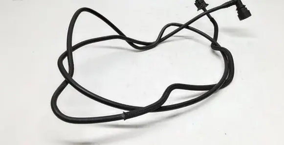 Volvo XC60 Engine coolant pipe/hose 8G918K012CE
