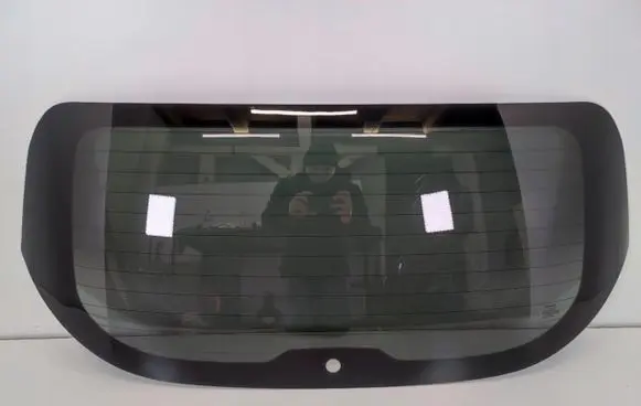 Nissan Qashqai J12 Rear windscreen/windshield window 