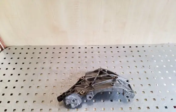 Volvo V50 Generator/alternator bracket 9682367380