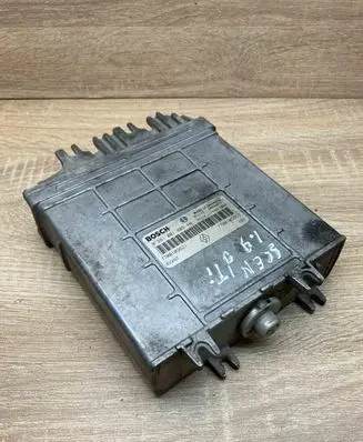 Renault Scenic I Engine control unit/module ECU 7700105953 0281001809