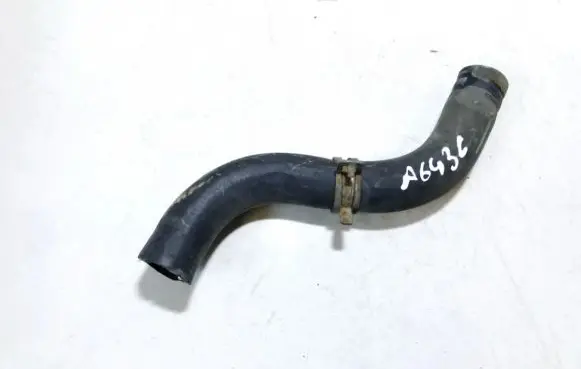 Volkswagen Golf III Engine coolant pipe/hose