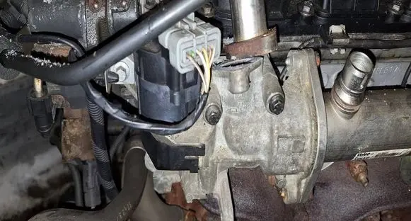 Ford Mondeo MK IV EGR valve 9656612380 A2C27100268