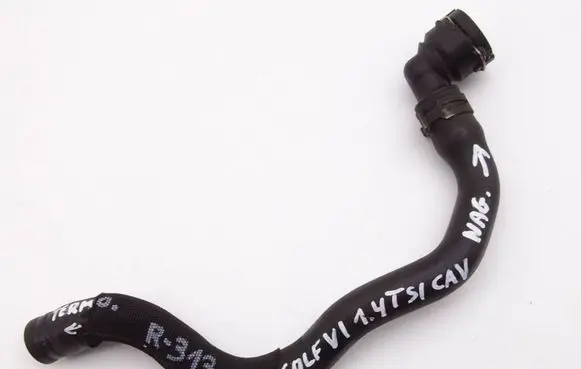 Volkswagen Golf VI Engine coolant pipe/hose