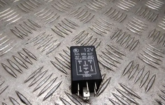 Skoda Superb B5 (3U) Other relay 3U0959627