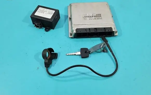 Mercedes-Benz Sprinter W901 W902 W903 W904 Engine control unit/module ECU 0281011753 IMPRK1528227