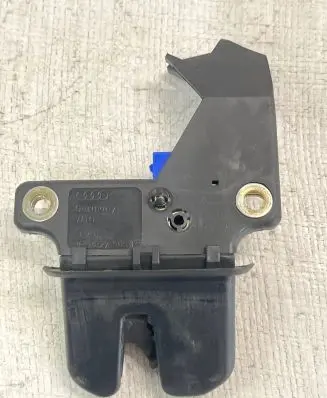 Audi A4 S4 B6 8E 8H Tailgate/trunk/boot lock/catch/latch 8E5827505B