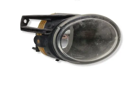 Volkswagen PASSAT B6 Front fog light 3C0941700B