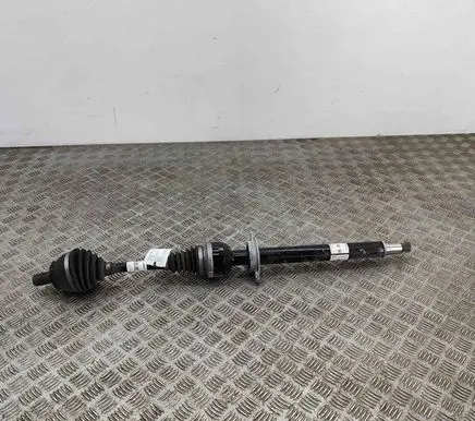 Mercedes-Benz CLA C118 X118 Front driveshaft A1773306500
